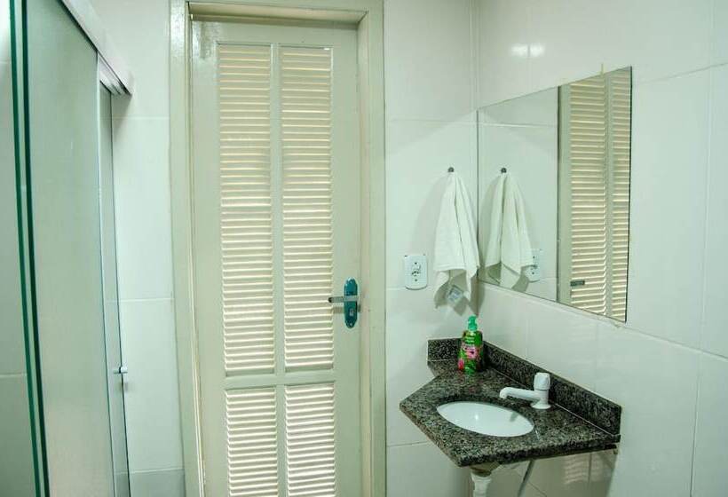 ユースホステル Pousada Vila Praiana