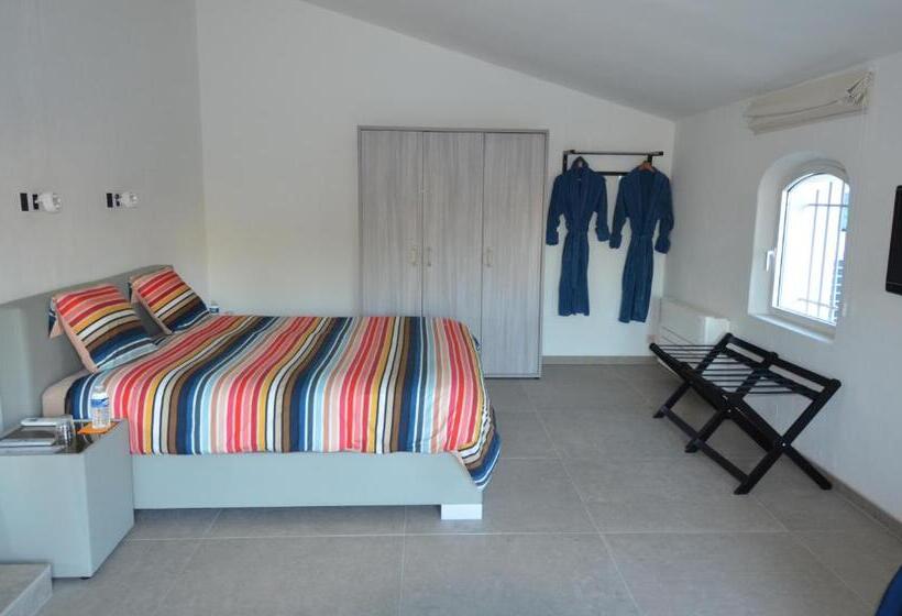 צימר Domaine De Claude