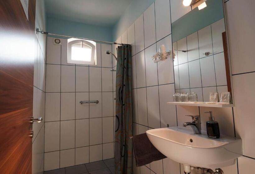 Bed and Breakfast Garden Vendégház Makó