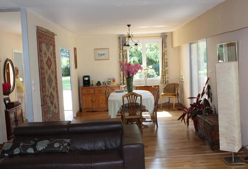 Bed and Breakfast La Villa Blanc