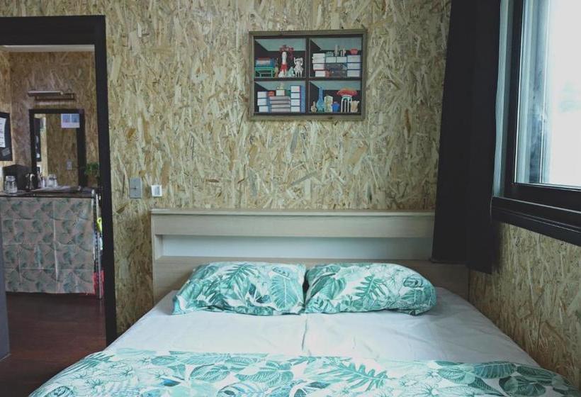 Bed and Breakfast Mosc Guesthouse