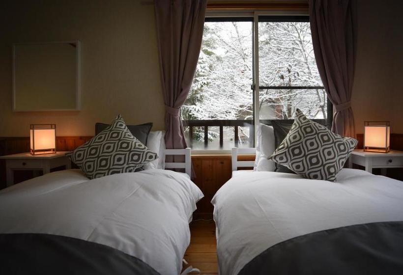 مبيت وإفطار Sheltered Inn Hakuba