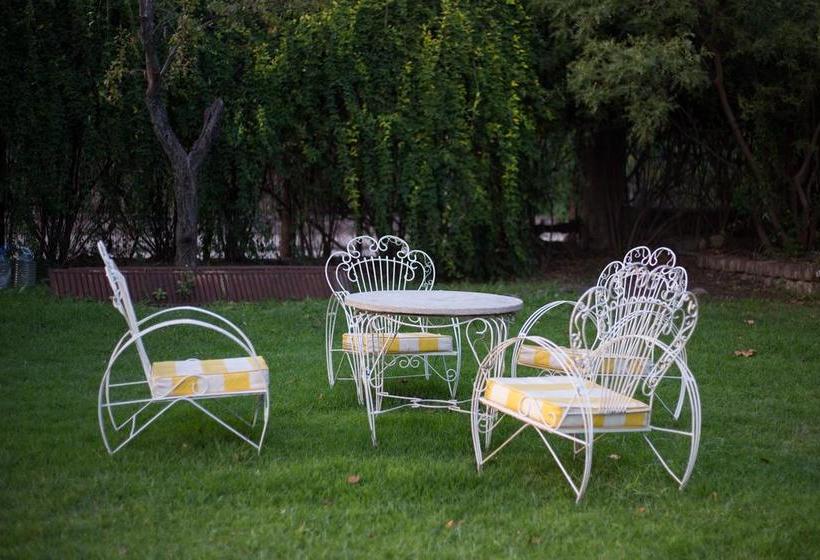 تختخواب و صبحانه Villa Margarita