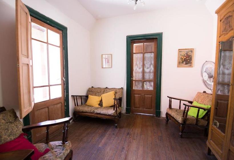 تختخواب و صبحانه Villa Margarita