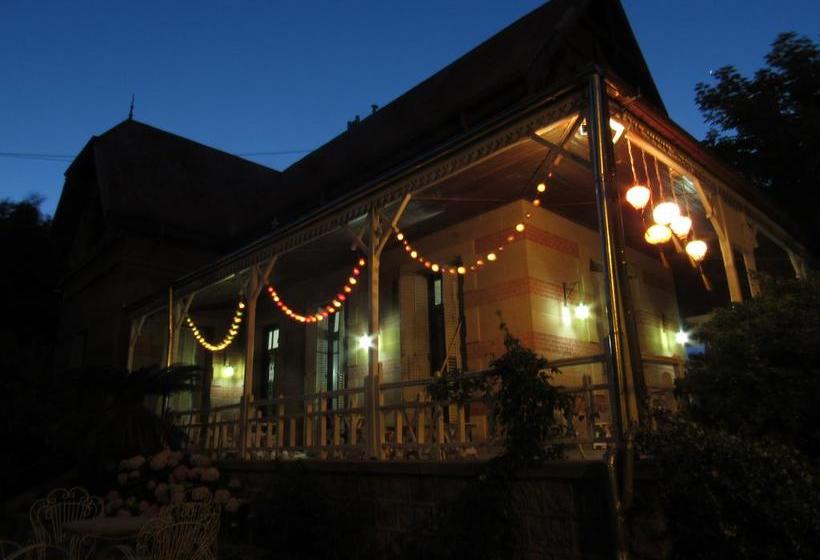 تختخواب و صبحانه Villa Margarita