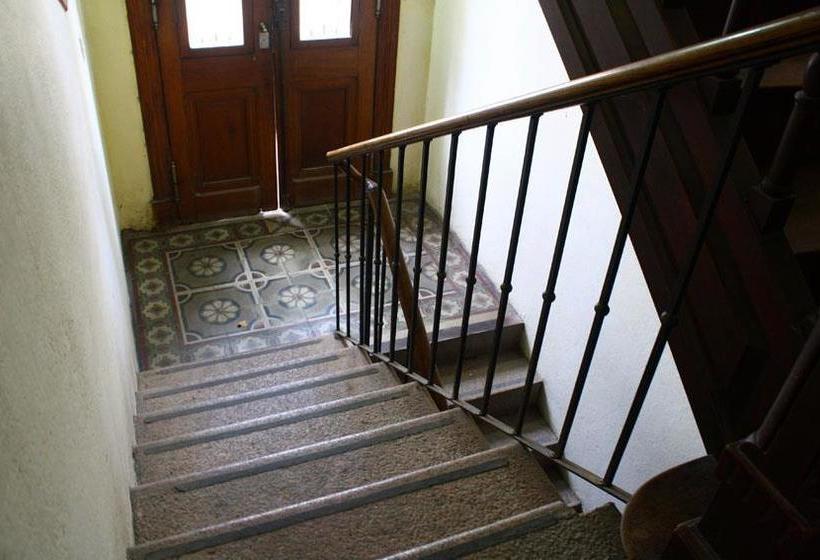 تختخواب و صبحانه Villa Margarita