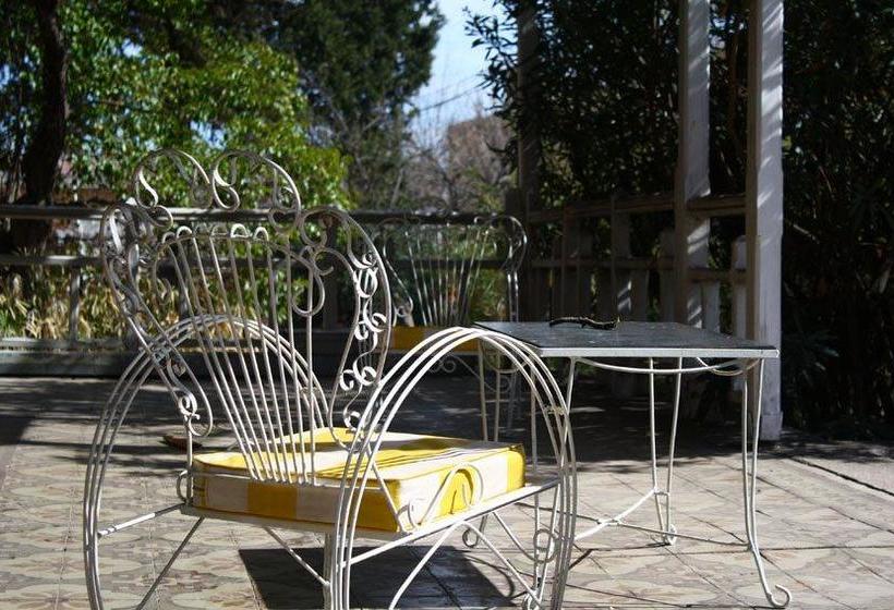 تختخواب و صبحانه Villa Margarita