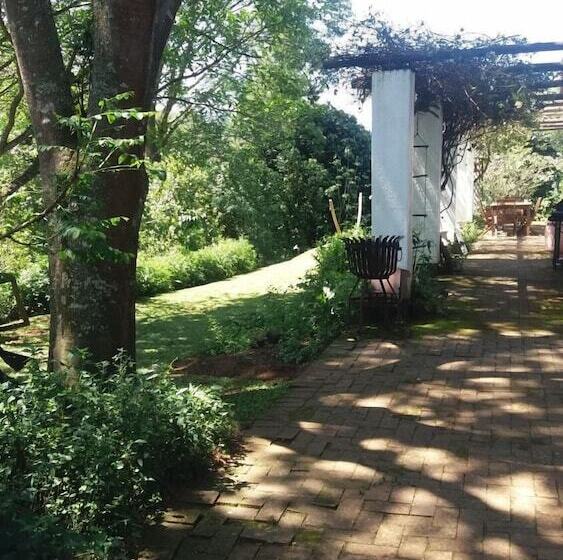 Cybele Lodge Boutique Bed And Breakfast