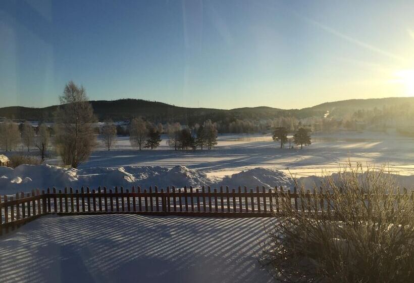 Gästgivars Vandrarhem I Järvsö   Hostel