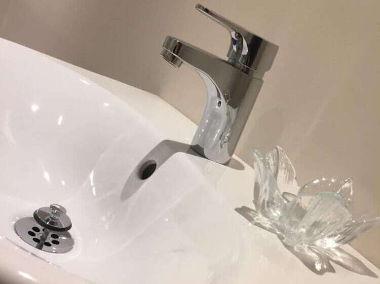 Gästgivars Vandrarhem I Järvsö   Hostel