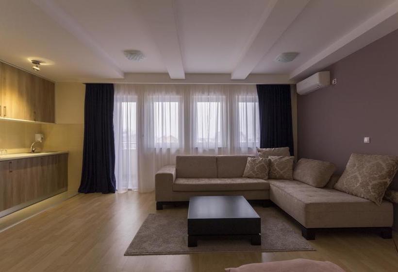 Airport Hotel Garni