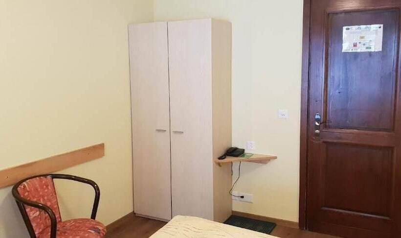 בית מלון כפרי Alex