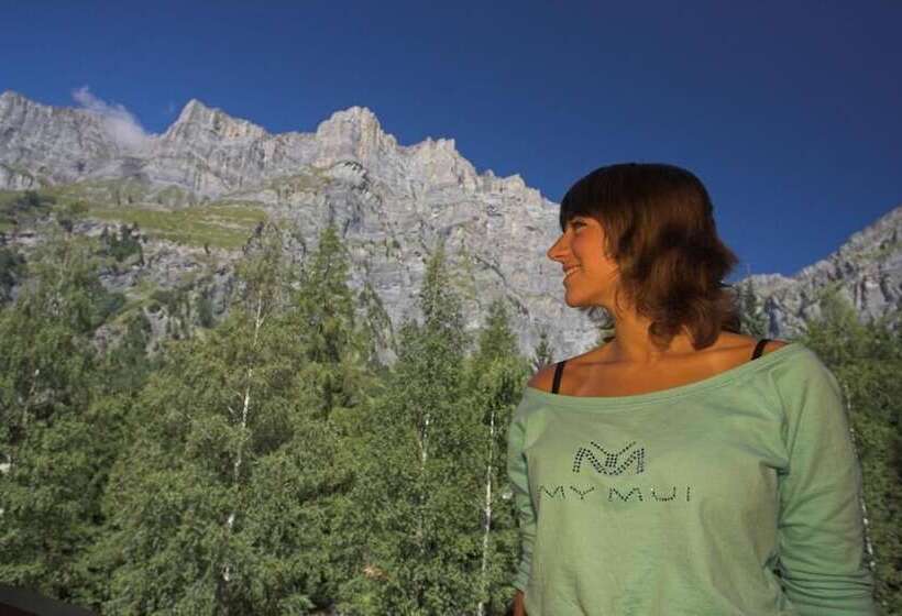 בית מלון כפרי Alex