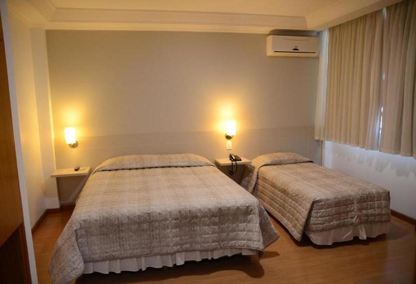 בית מלון כפרי Alphaville