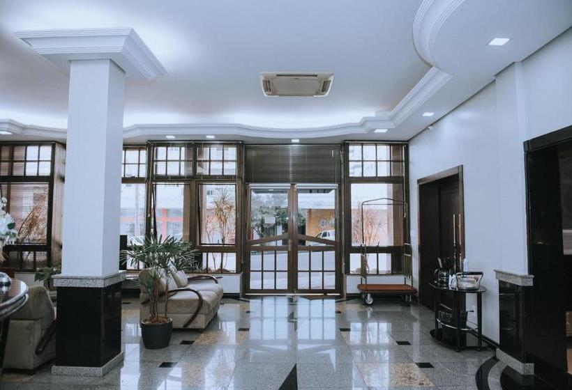 בית מלון כפרי Alphaville