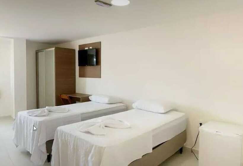 ホテル Anjos Praia