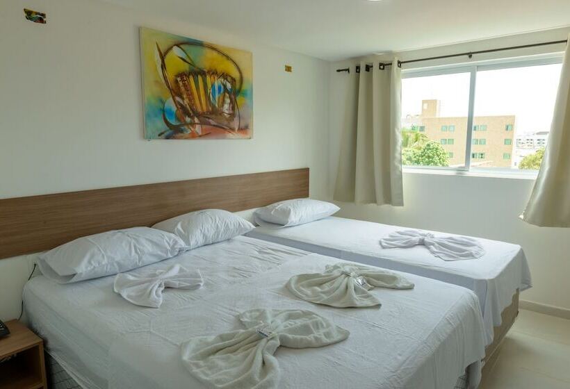 ホテル Anjos Praia