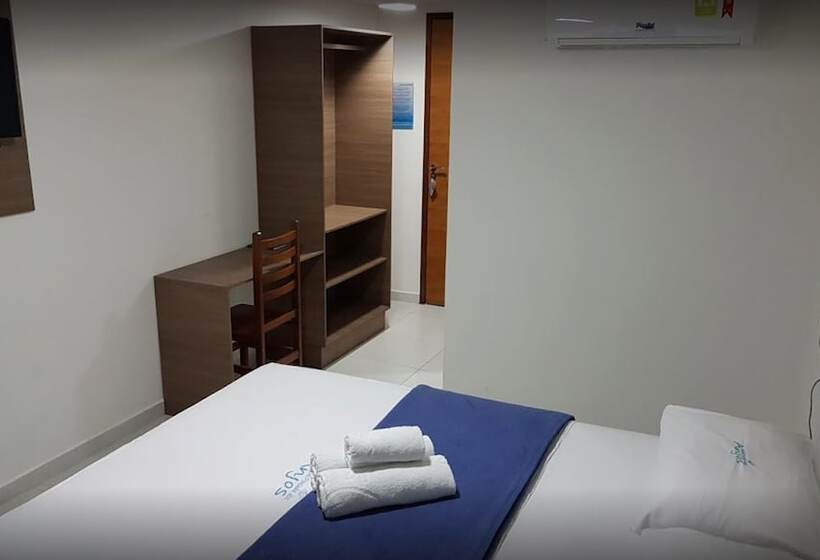 ホテル Anjos Praia