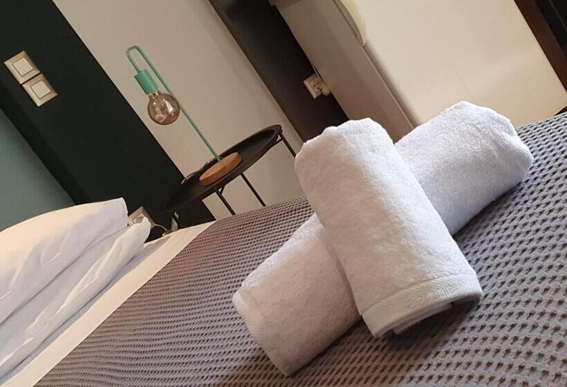 هتل Aphroditi Island Park