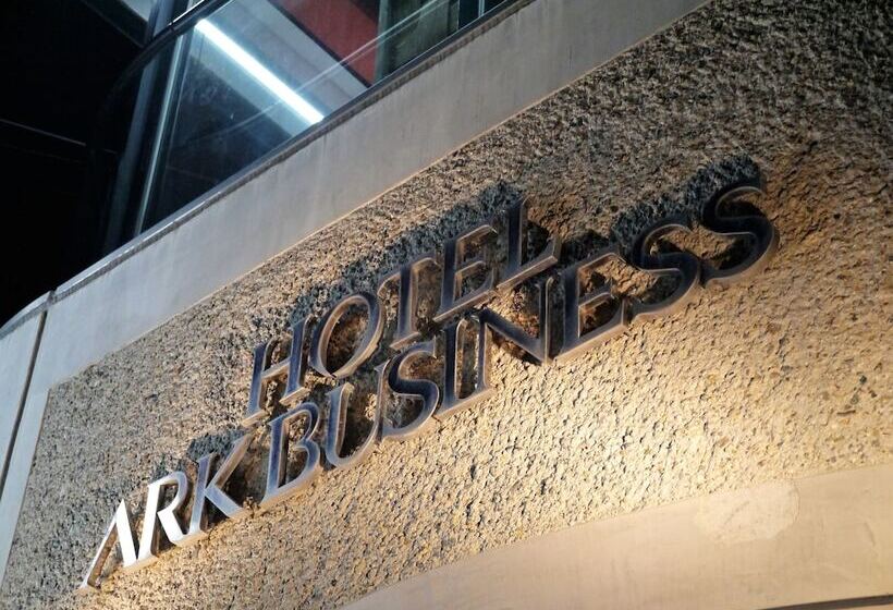 בית מלון כפרי Arc Lifestyle Space &