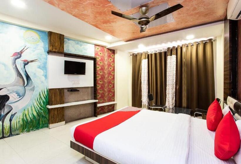 فندق Collection O 3767  Gopal Palace