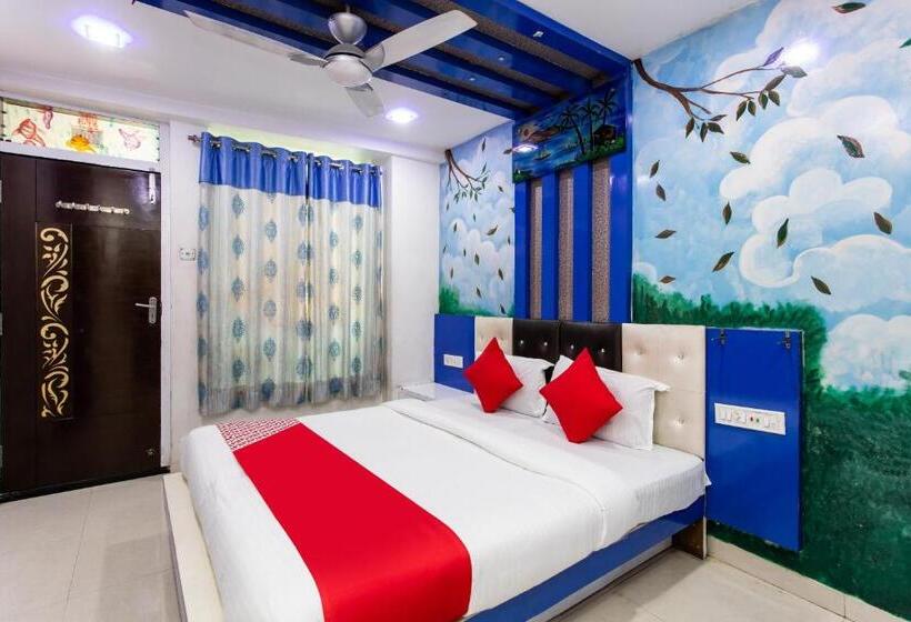 فندق Collection O 3767  Gopal Palace