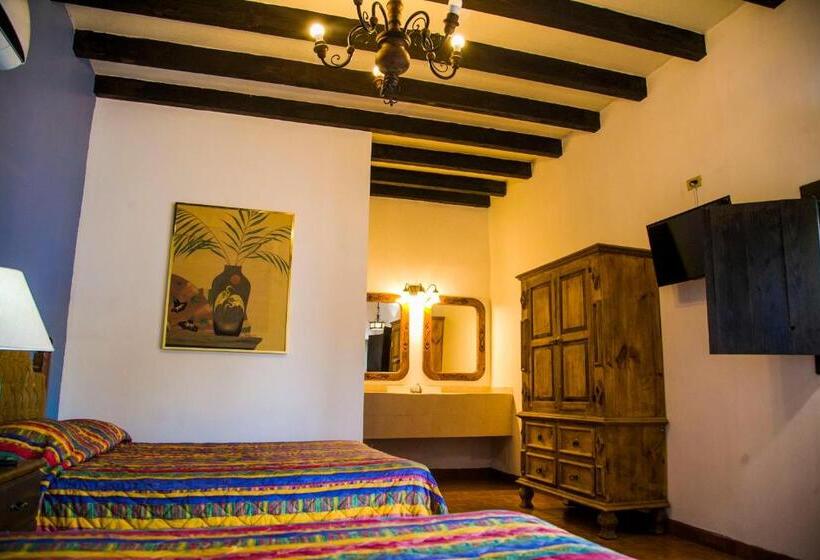 酒店 Cosmos Don Carlos