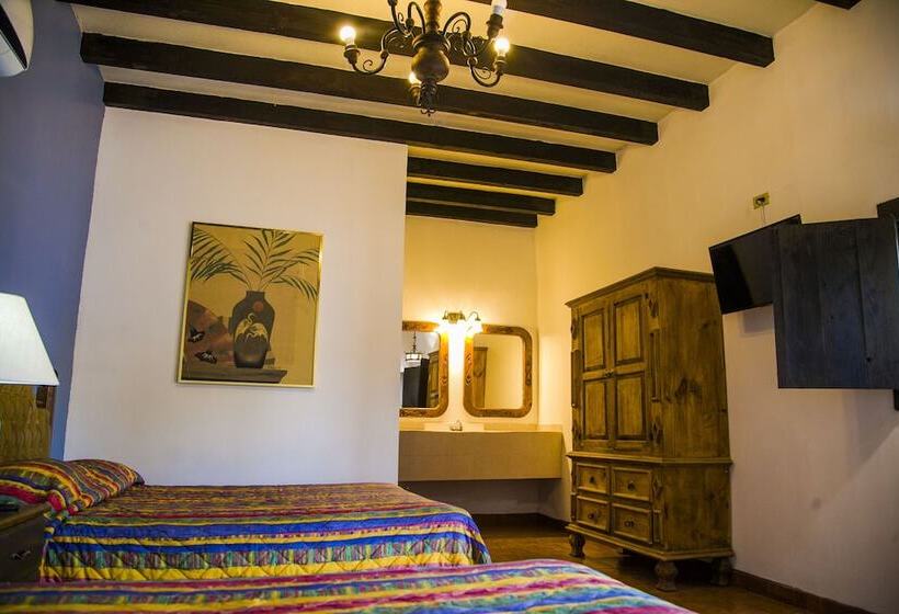 酒店 Cosmos Don Carlos