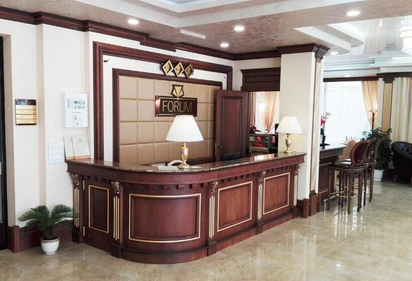 فندق Forum