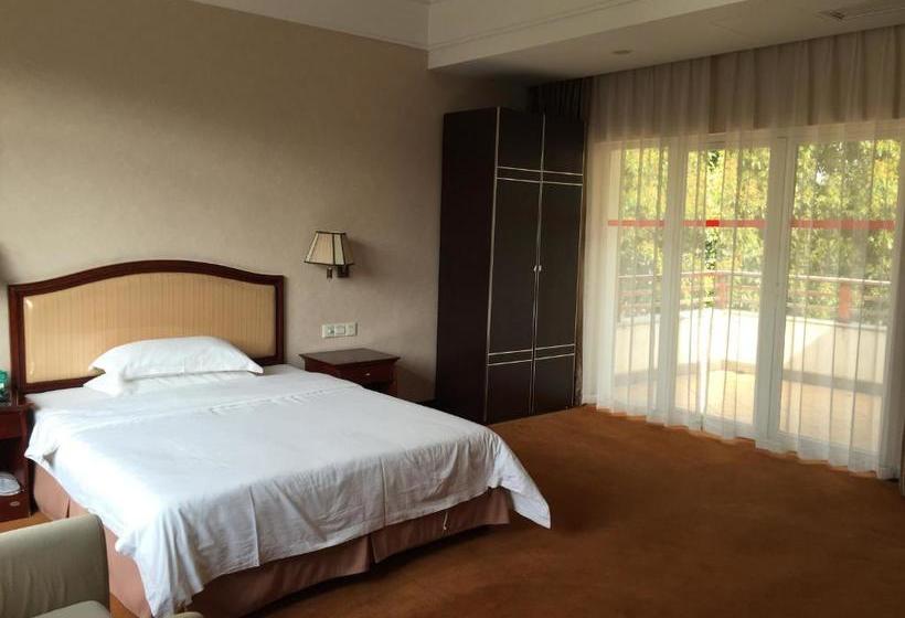 Hotel F·world Convention Center