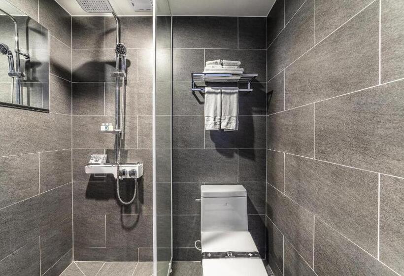 酒店 Gangneung Tourist