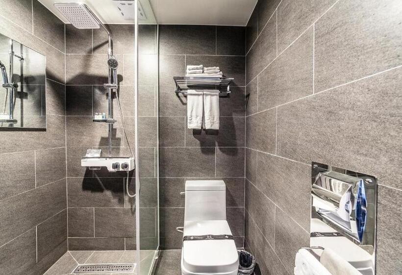 酒店 Gangneung Tourist