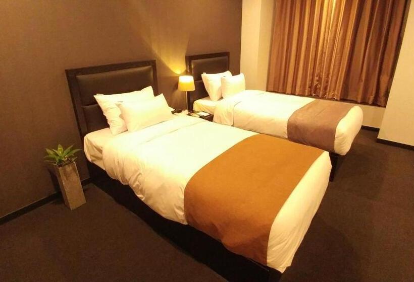 酒店 Gangneung Tourist