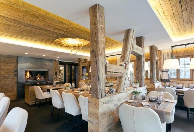 فندق Hôtel De Rougemont & Spa