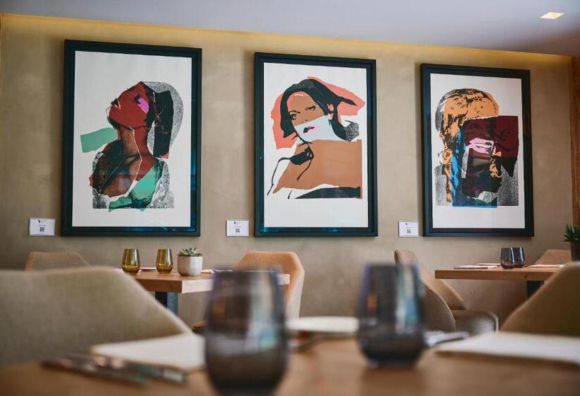 Отель Hôtel De Rougemont & Spa