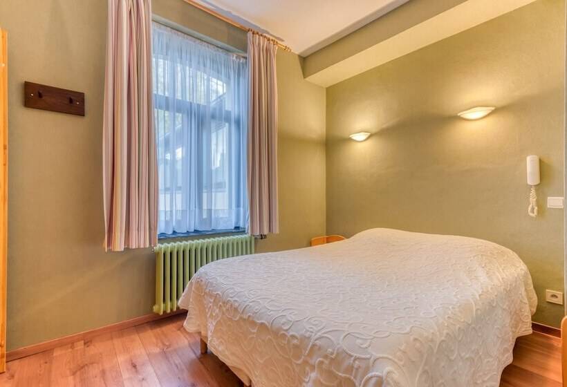 בית מלון כפרי Hôtel Le Cor De Chasse