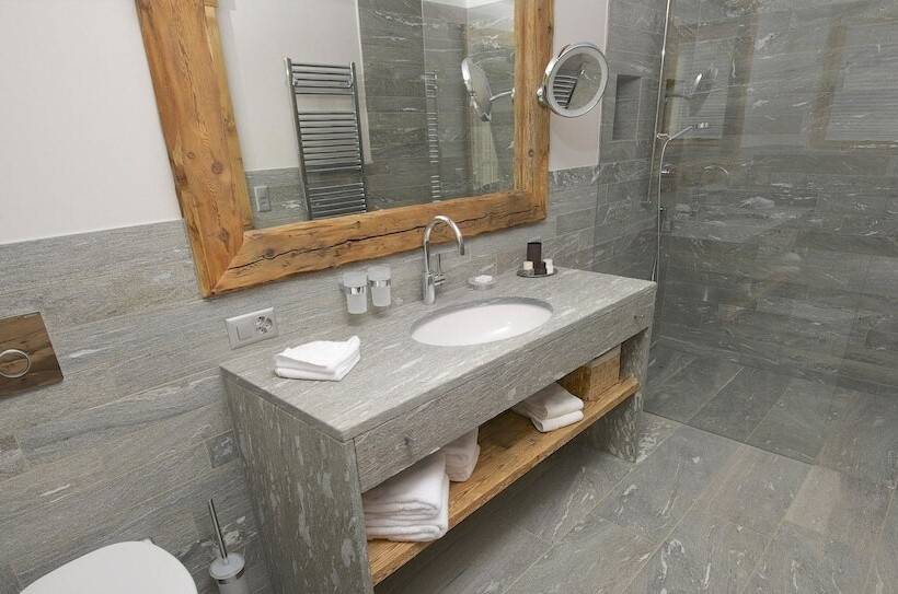 בית מלון כפרי Ino Petit Chalet