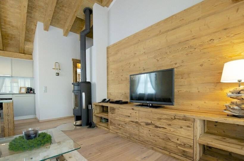 בית מלון כפרי Ino Petit Chalet