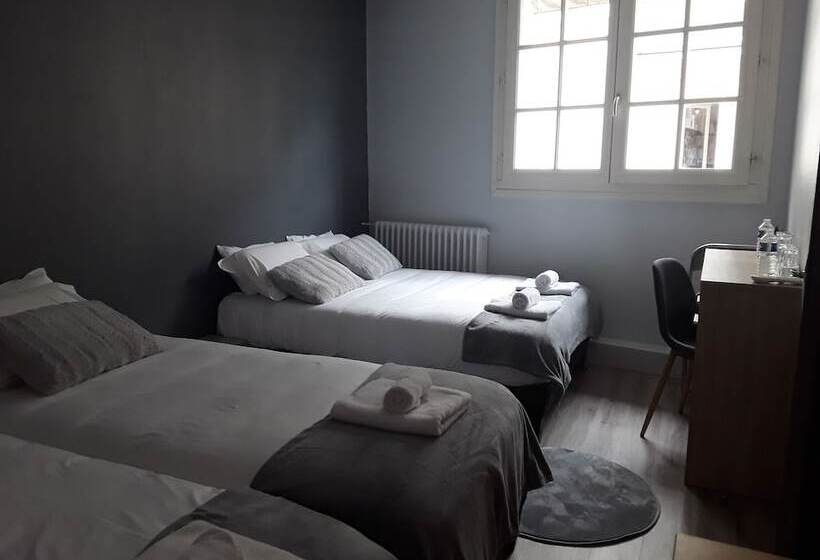 ホテル L Hôtel Du Café Des Arts