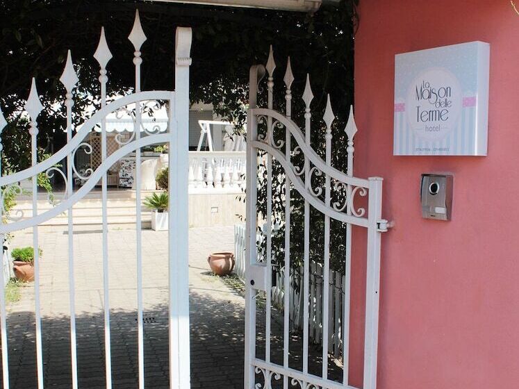 ホテル La Maison Delle Terme