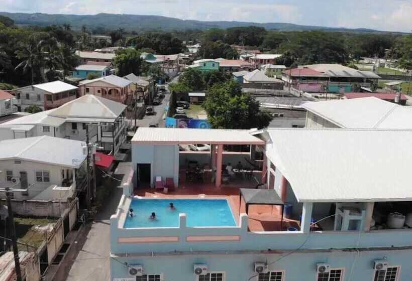 בית מלון כפרי Maya Bella Downtown