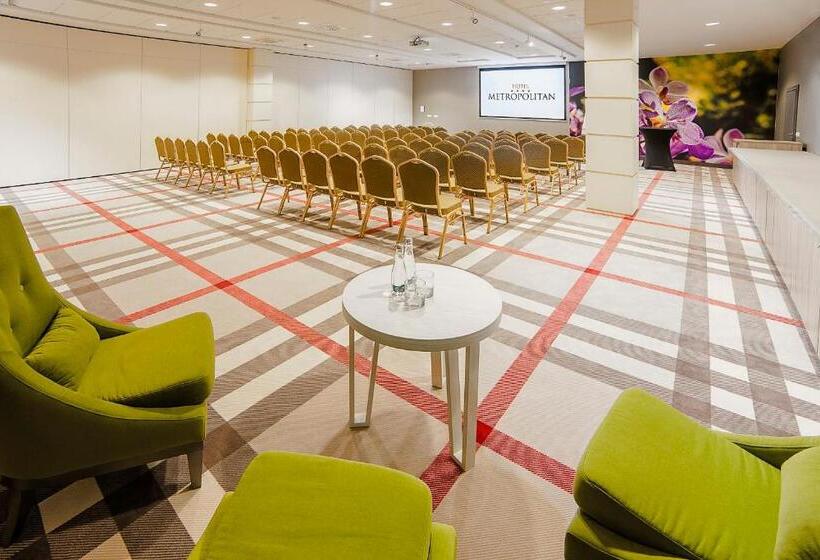هتل Metropolitan