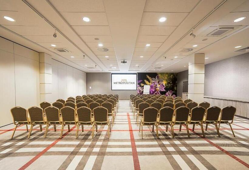 هتل Metropolitan