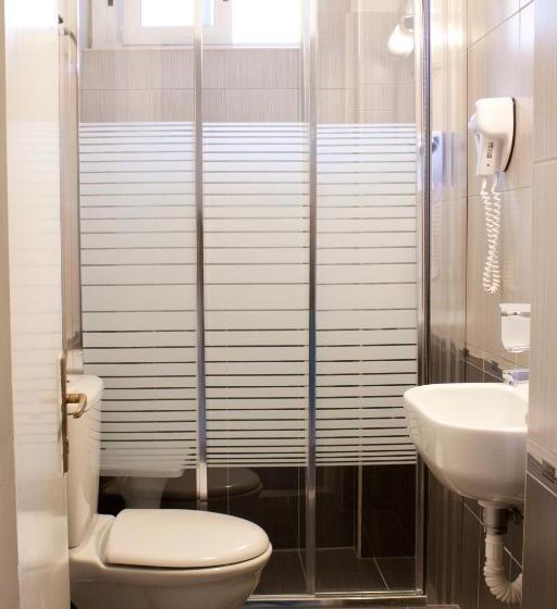 בית מלון כפרי Nydri Beach