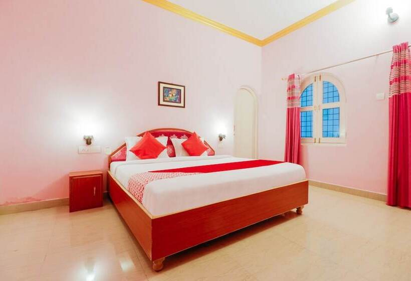 Отель Paradise Luxury Home Stay