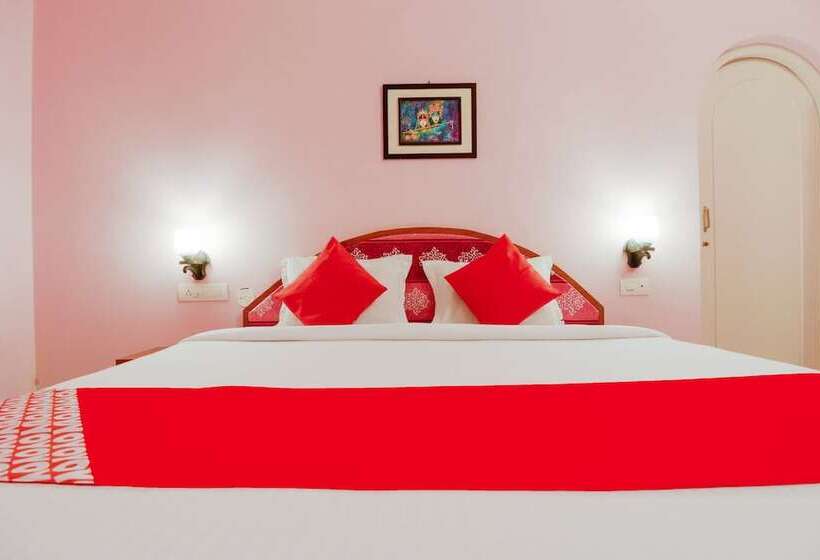 Отель Paradise Luxury Home Stay