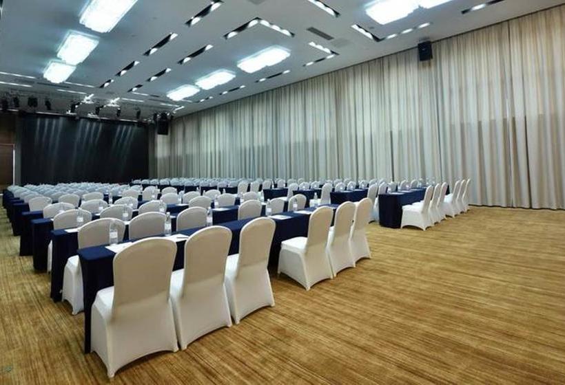 Hotel Ramada Wuhan Jianghan