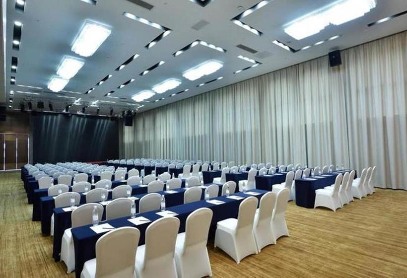 Hotel Ramada Wuhan Jianghan