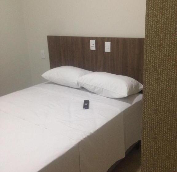 בית מלון כפרי Redentora Plaza