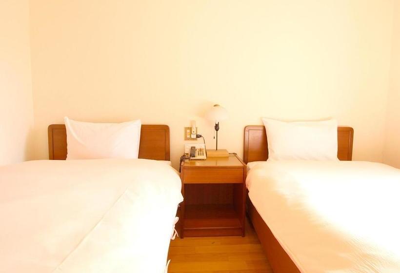 בית מלון כפרי Royal Inn Kikusui